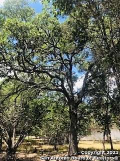 5 Acres of Land for Sale in Pipe Creek, Texas