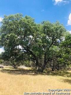 5 Acres of Land for Sale in Pipe Creek, Texas