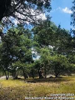 5 Acres of Land for Sale in Pipe Creek, Texas