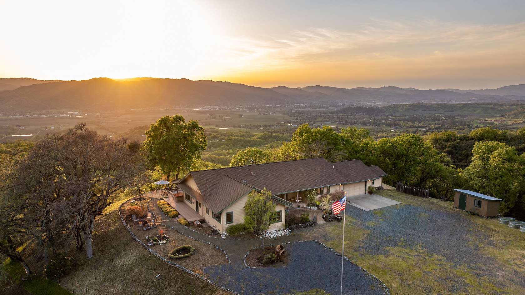 262 Acres of Land with Home for Sale in Ukiah, California