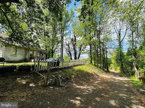 5 Acres of Residential Land with Home for Sale in Fort Washington, Maryland