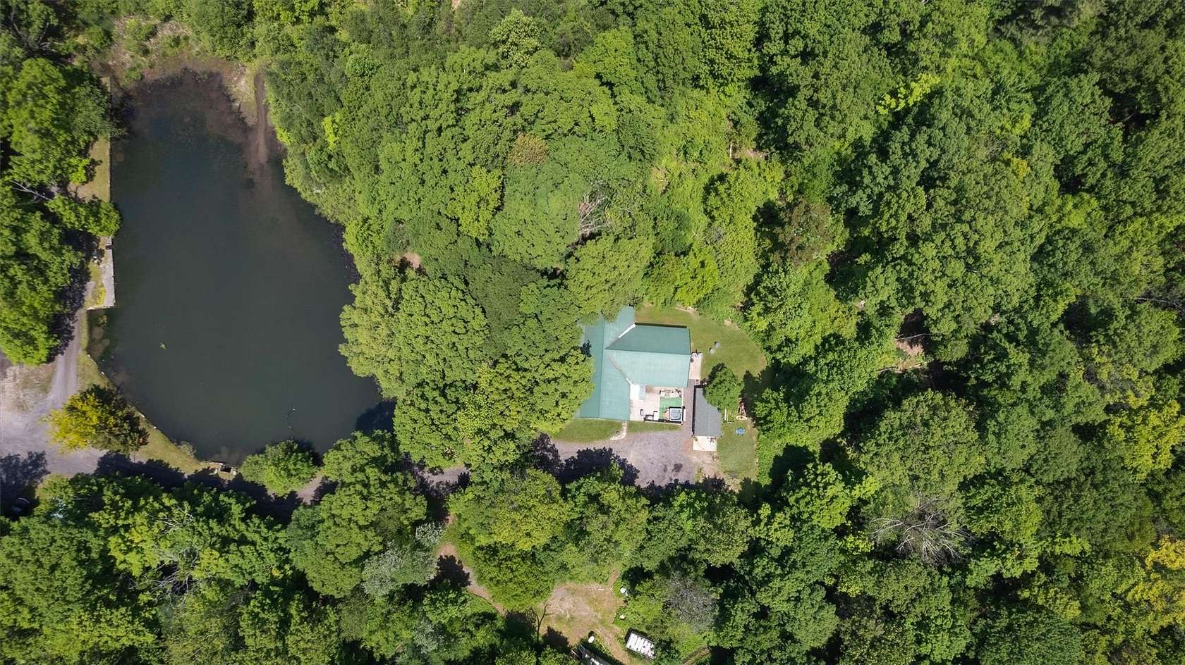 13.3 Acres of Land with Home for Sale in Bloomingburg, New York