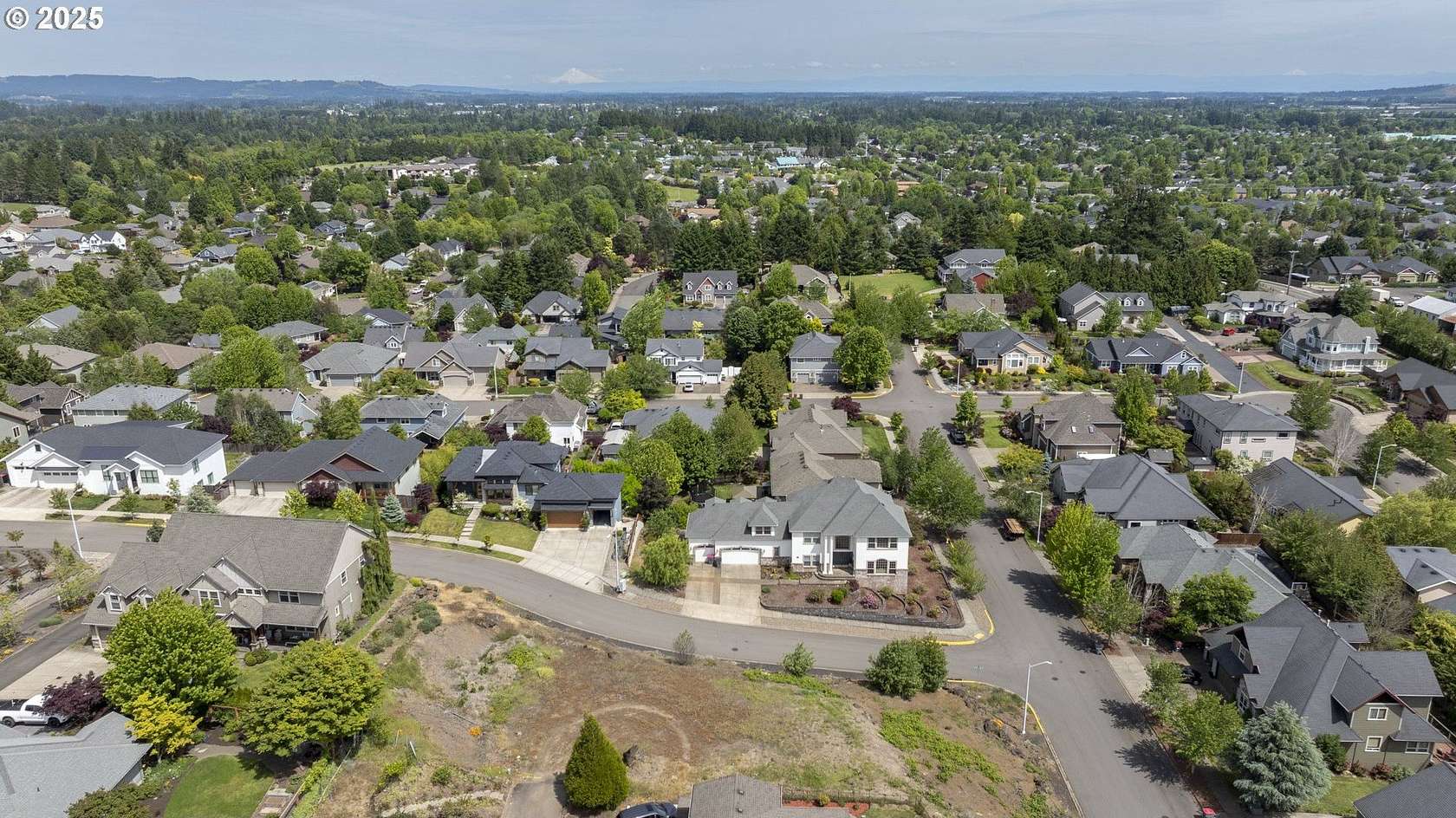 0.41 Acres of Residential Land for Sale in McMinnville, Oregon