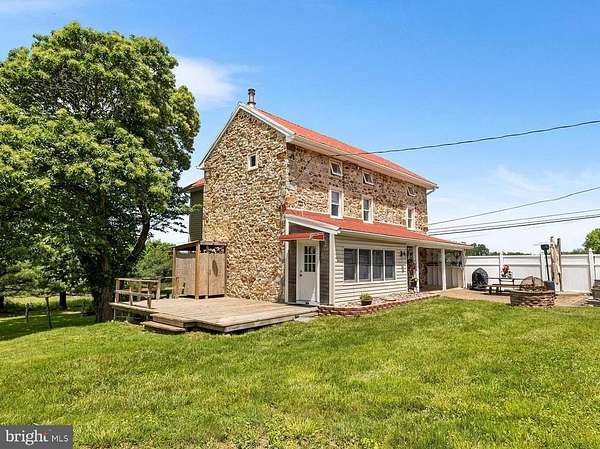 2.49 Acres of Residential Land with Home for Sale in Malvern, Pennsylvania