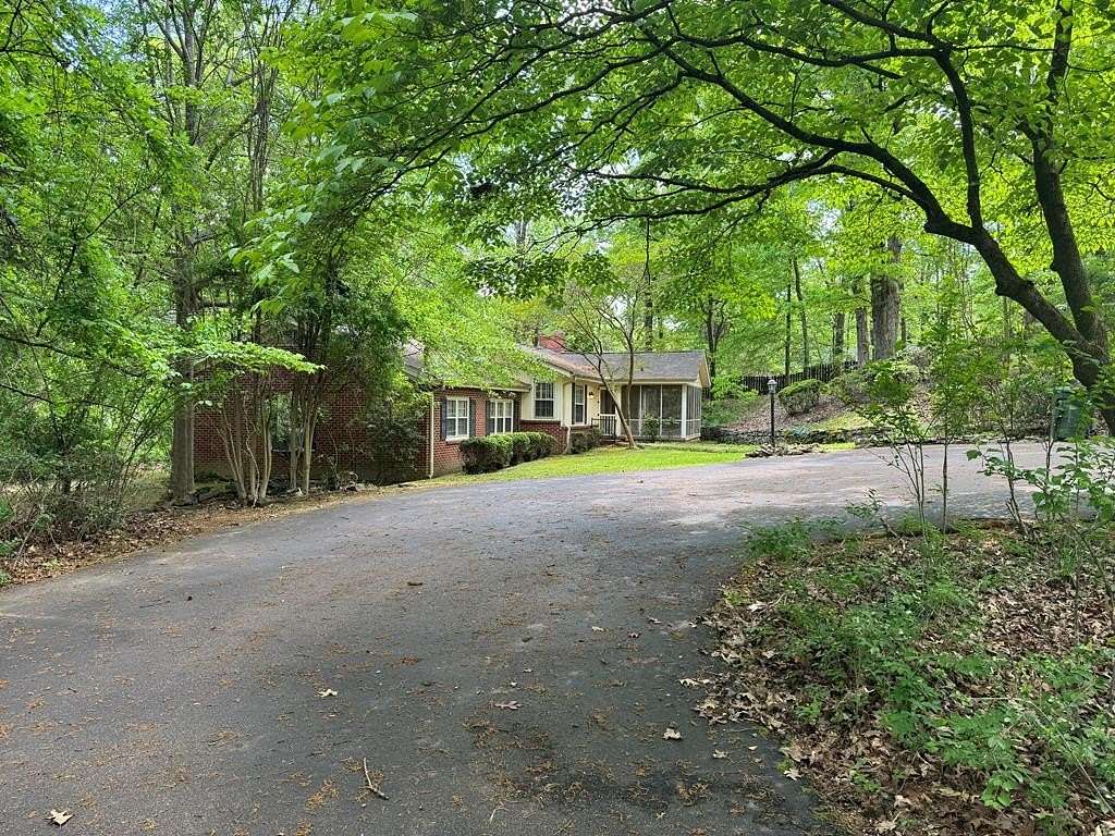 1.67 Acres of Residential Land with Home for Sale in Oxford, Mississippi