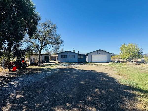 4.9 Acres of Residential Land with Home for Sale in Redding, California