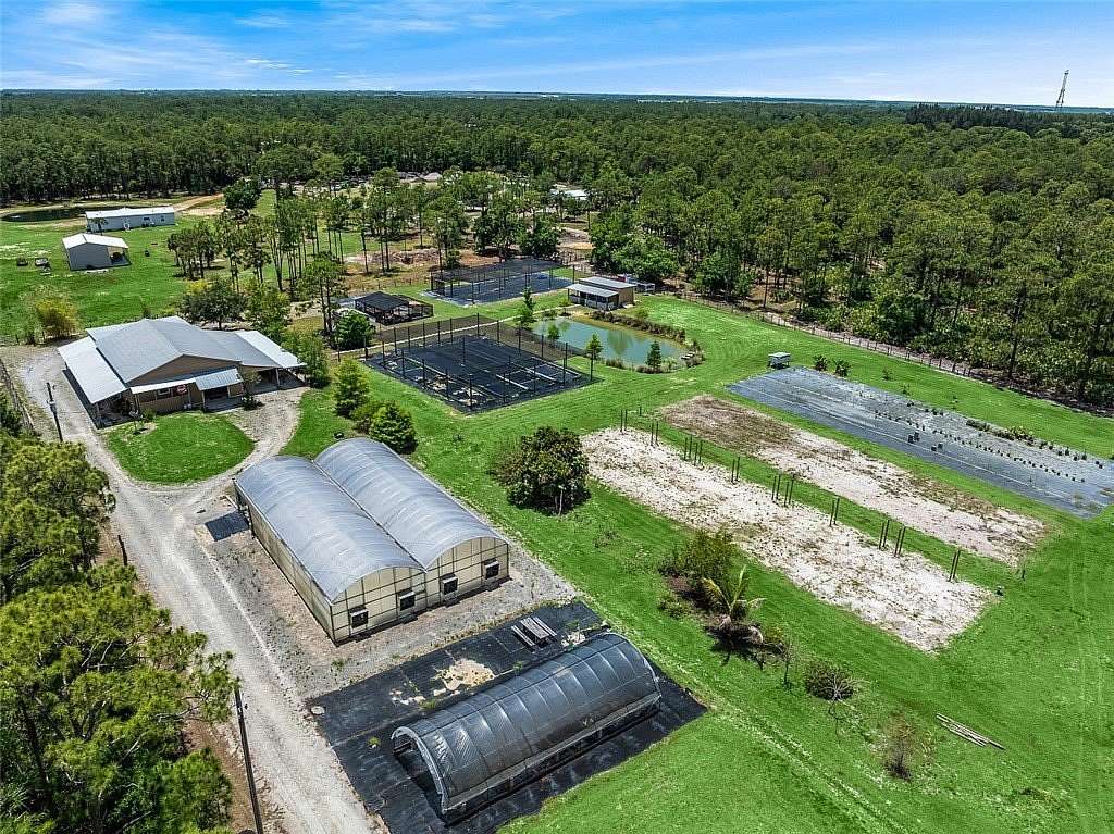 5 Acres of Commercial Land for Sale in Fellsmere, Florida