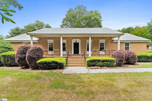 1.72 Acres of Residential Land with Home for Sale in Piedmont, South Carolina