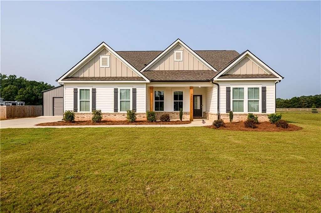 2 Acres of Residential Land with Home for Sale in Good Hope, Georgia