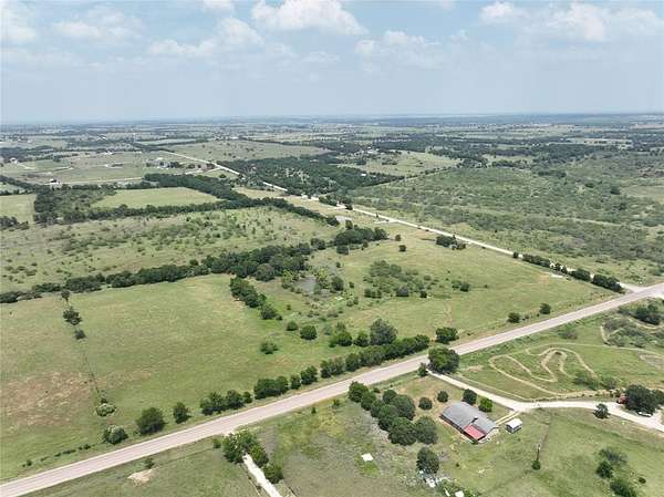2 Acres of Residential Land for Sale in Moody, Texas