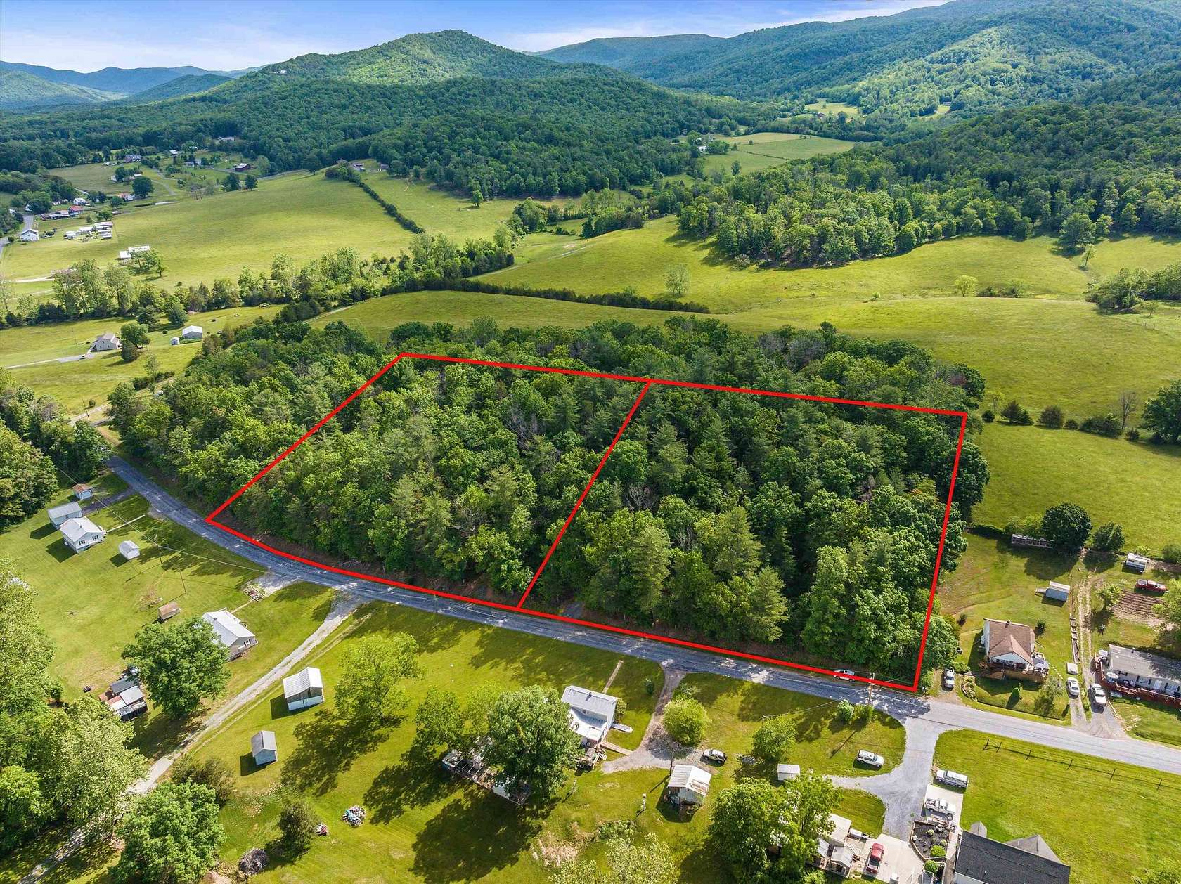 4 Acres of Residential Land for Sale in Elkton, Virginia