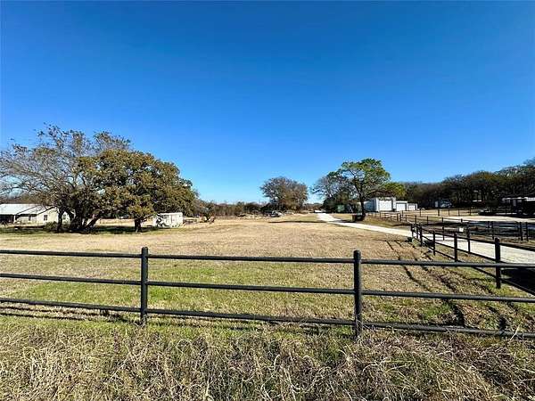1.46 Acres of Land for Sale in Cleburne, Texas