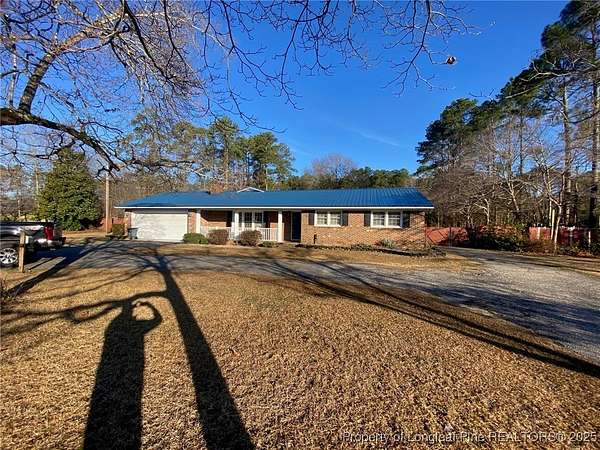 2 Acres of Residential Land with Home for Lease in Fayetteville, North Carolina