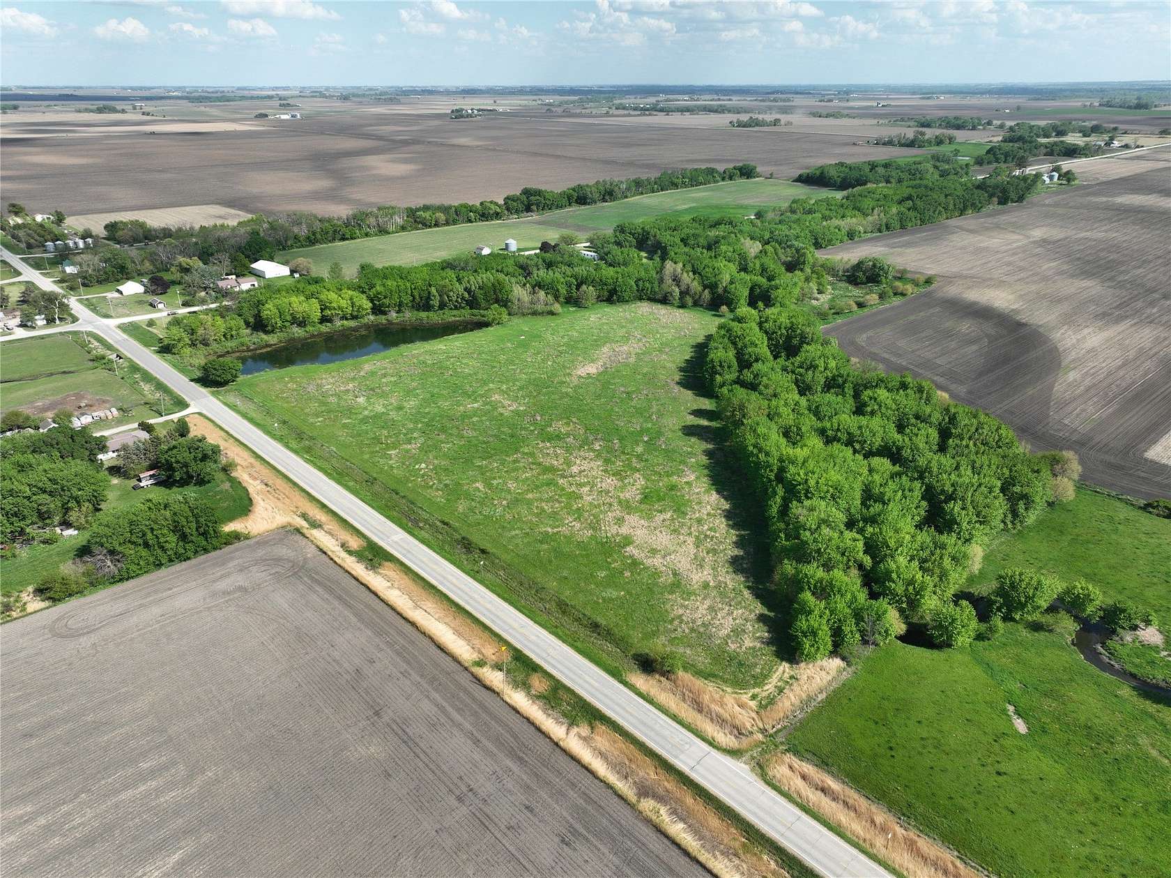 37.2 Acres of Land for Sale in Bennezette Township, Iowa