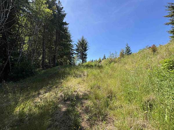 2.12 Acres of Residential Land for Sale in Crescent City, California