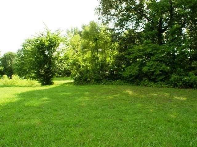2 Acres of Residential Land for Sale in Hickory Withe, Tennessee