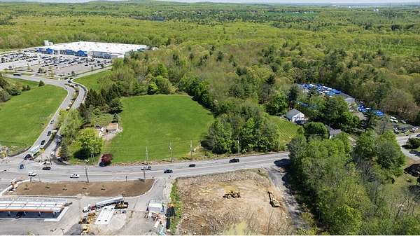 29.3 Acres of Improved Mixed-Use Land for Sale in Leicester, Massachusetts