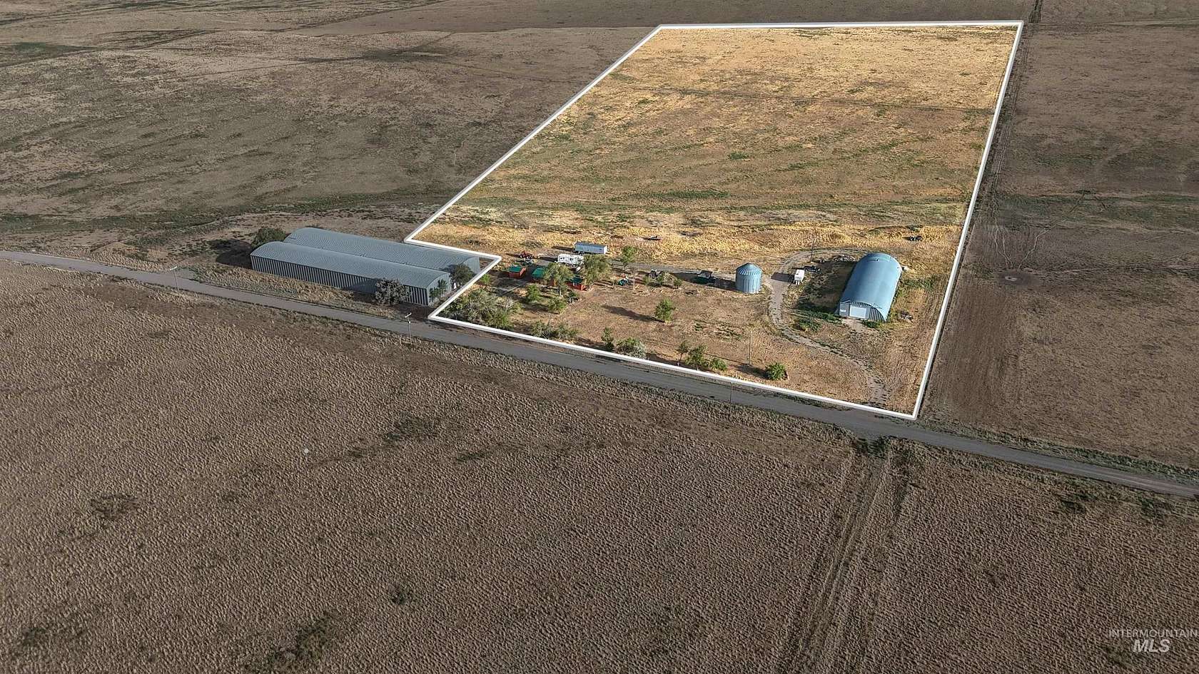 40 Acres of Land with Home for Sale in Hagerman, Idaho