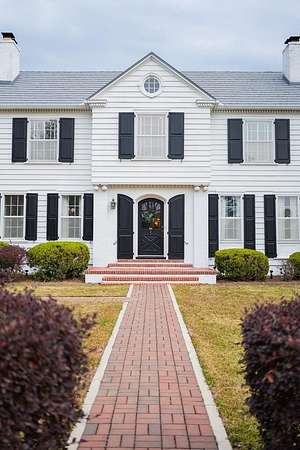 1.8 Acres of Land with Home for Sale in Valdosta, Georgia