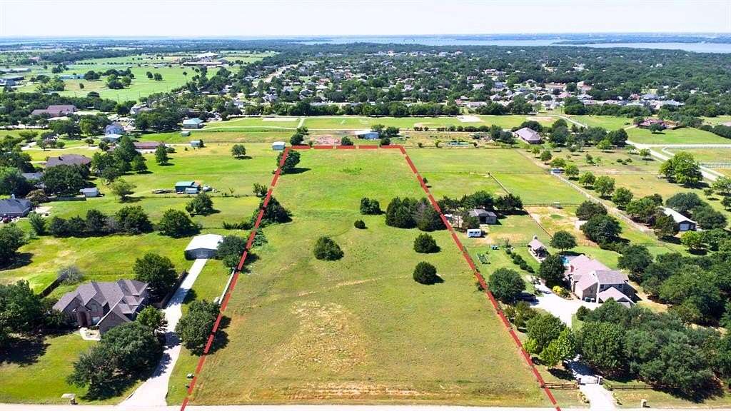 5 Acres of Residential Land for Sale in Oak Point, Texas