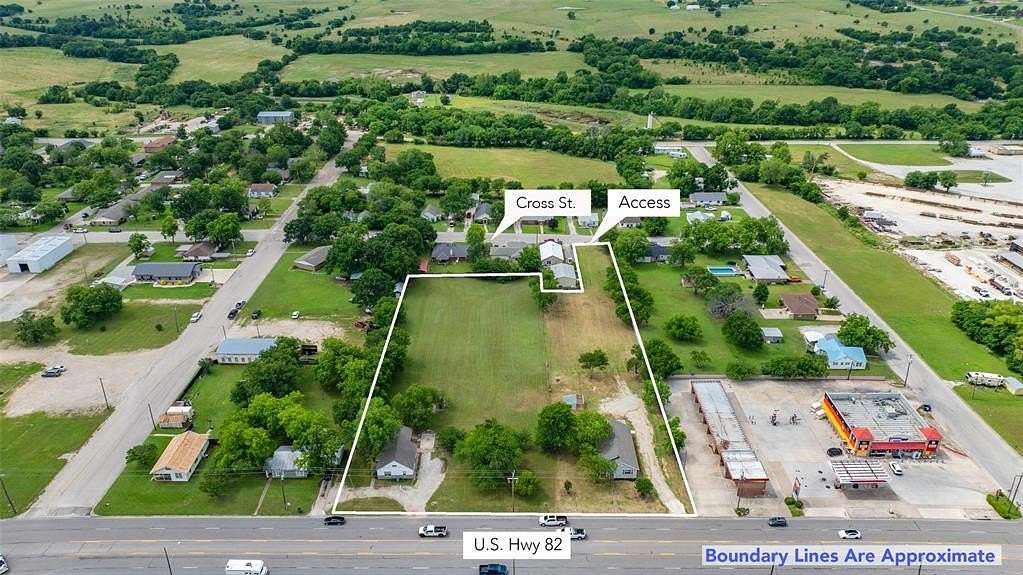 2.68 Acres of Improved Mixed-Use Land for Sale in Muenster, Texas