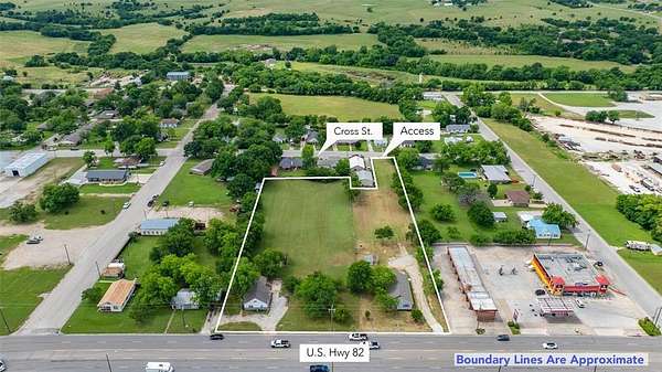 2.68 Acres of Improved Mixed-Use Land for Sale in Muenster, Texas