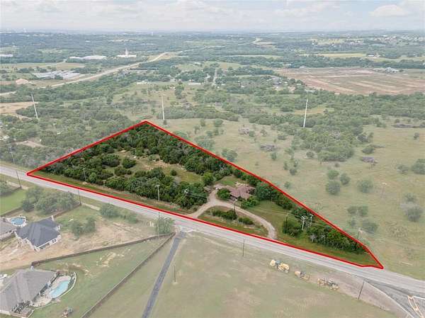 3.9 Acres of Mixed-Use Land for Sale in Weatherford, Texas