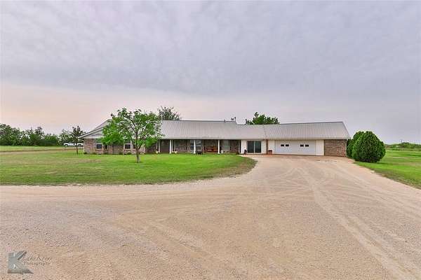 14 Acres of Land with Home for Sale in Lawn, Texas