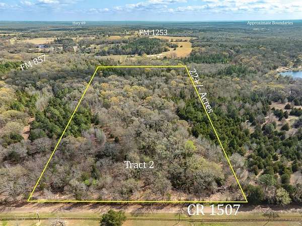 22 Acres of Recreational & Residential Land for Sale in Grand Saline, Texas