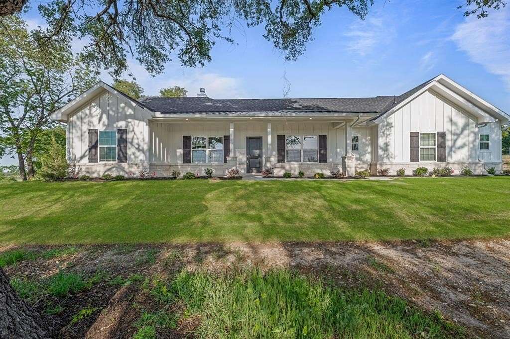 3.5 Acres of Residential Land with Home for Sale in Poolville, Texas