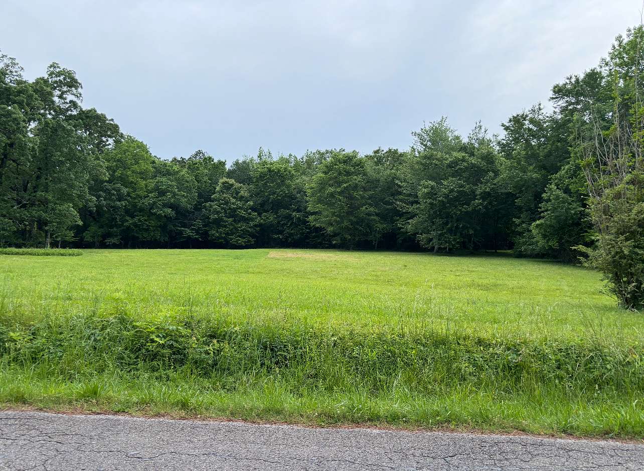 19 Acres of Land for Sale in Adamsville, Tennessee