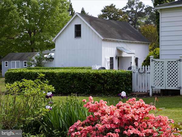 4 Acres of Residential Land with Home for Sale in Berlin, Maryland