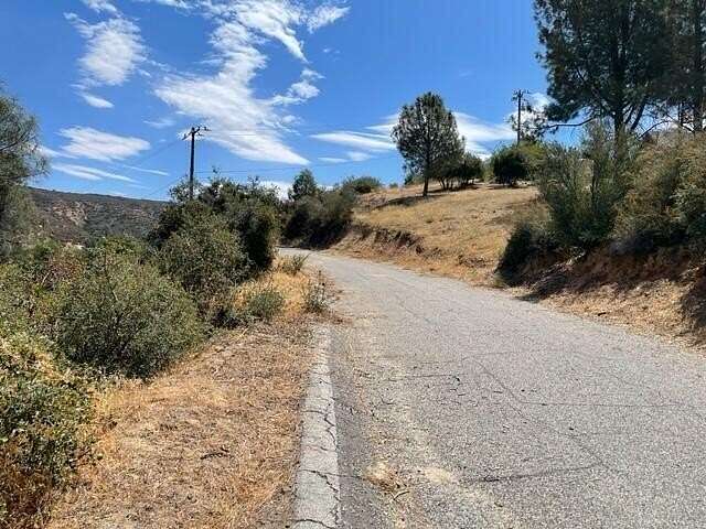 0.15 Acres of Residential Land for Sale in Lake Hughes, California