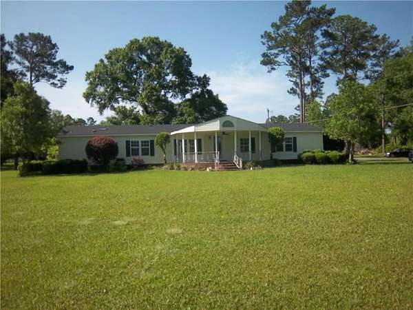 5.73 Acres of Land with Home for Sale in Waycross, Georgia
