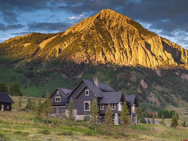 10.4 Acres of Land with Home for Sale in Crested Butte, Colorado