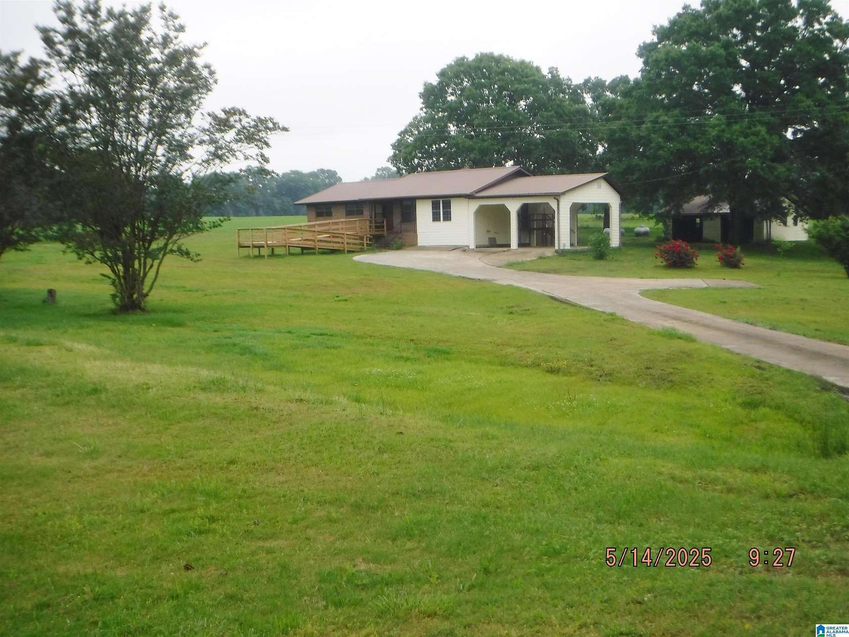 3.24 Acres of Residential Land with Home for Sale in Leesburg, Alabama