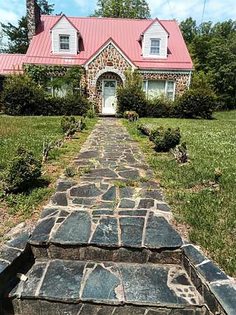 3.5 Acres of Residential Land with Home for Sale in Fieldale, Virginia