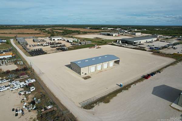 5.1 Acres of Improved Commercial Land for Lease in Pleasanton, Texas