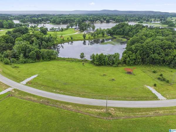 4 Acres of Residential Land for Sale in Wilsonville, Alabama