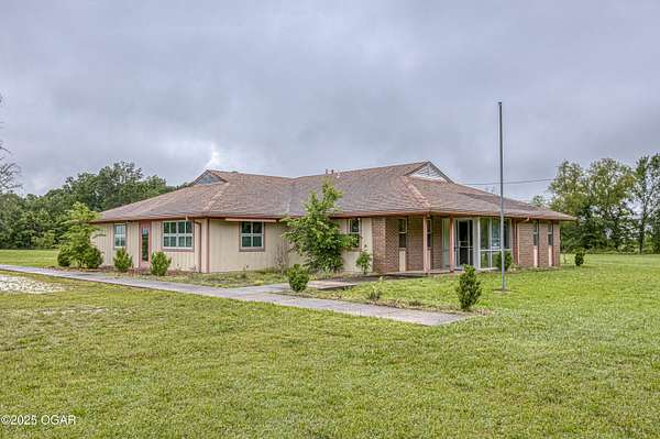 2 Acres of Improved Commercial Land for Sale in Neosho, Missouri