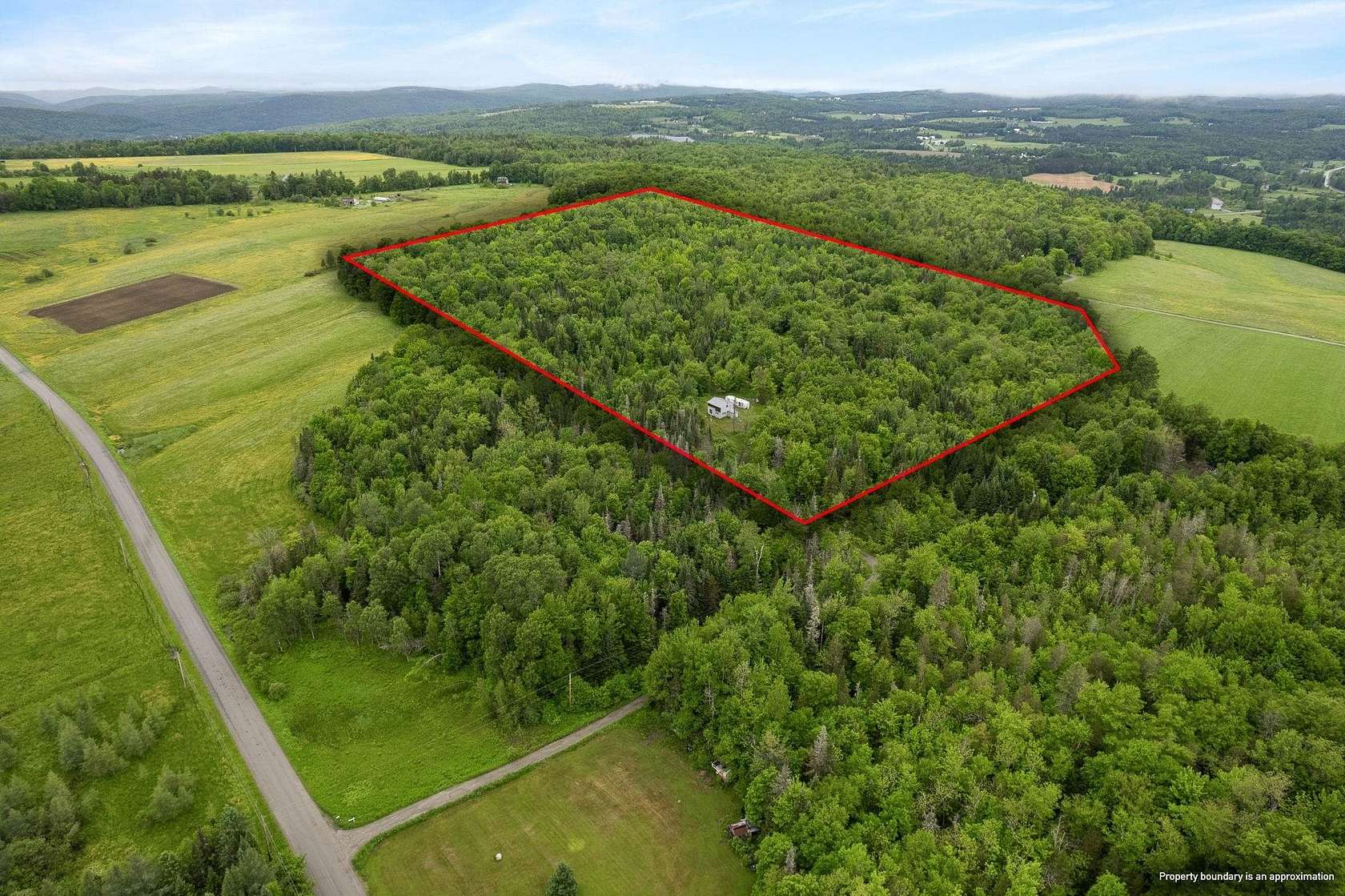 22 Acres of Recreational Land for Sale in Hardwick, Vermont