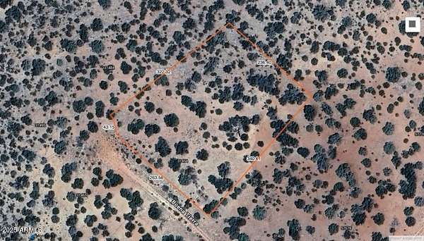 2.1 Acres of Land for Sale in Seligman, Arizona