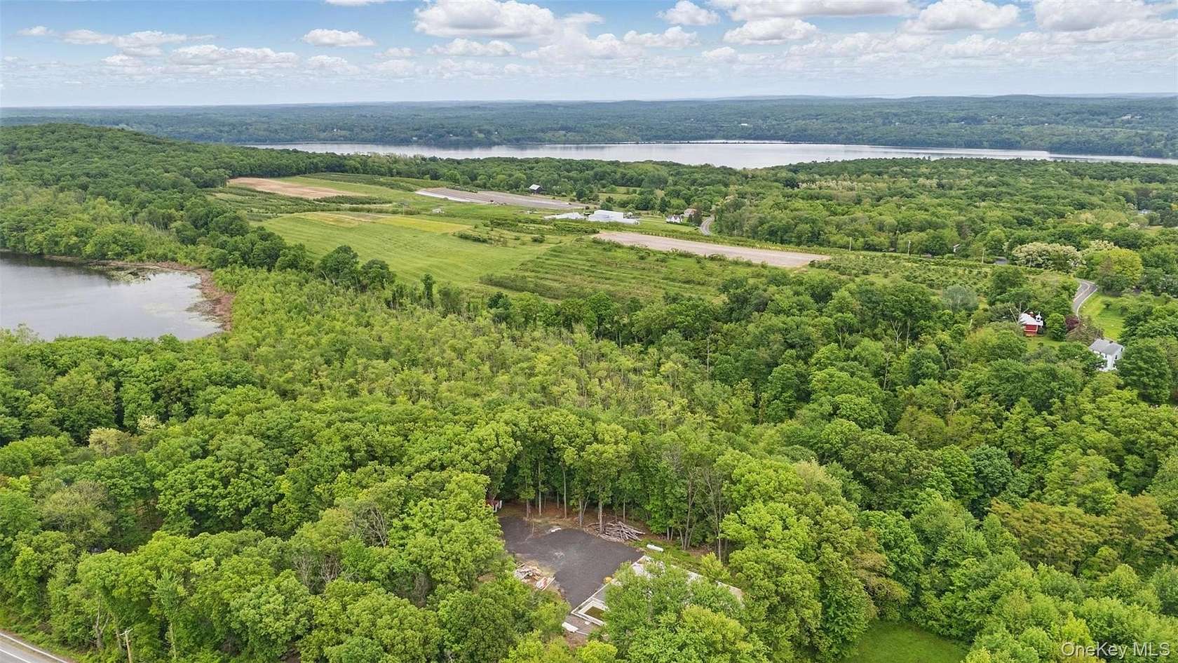 8.5 Acres of Residential Land for Sale in Esopus, New York