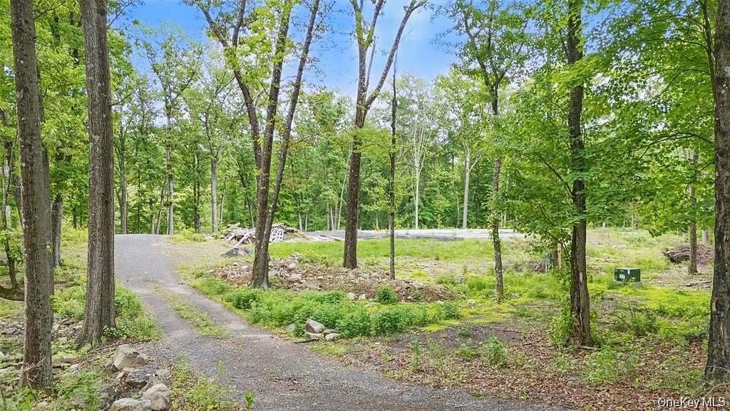 8.5 Acres of Residential Land for Sale in Esopus, New York