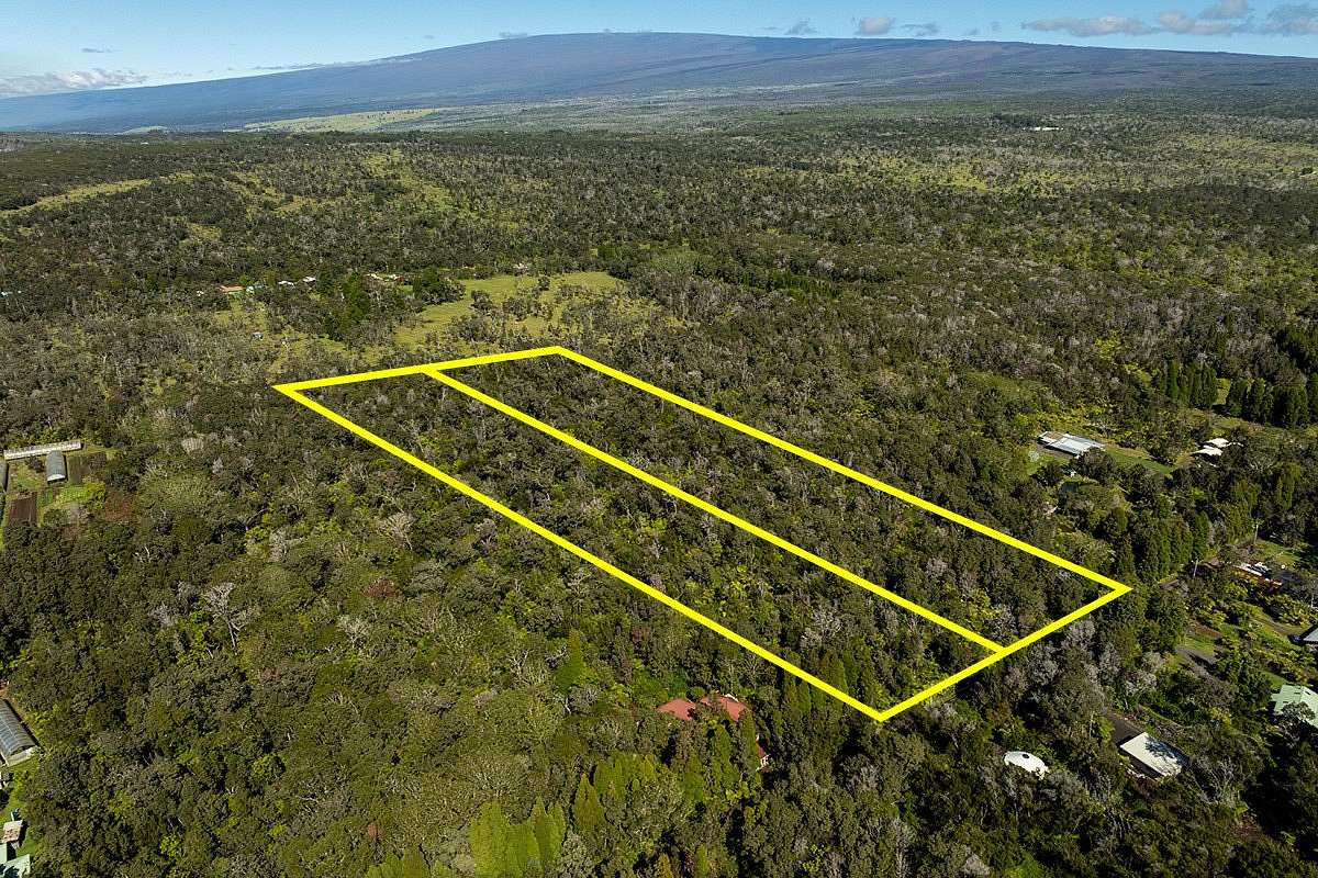 5 Acres of Residential Land for Sale in Volcano, Hawaii