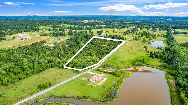 8.5 Acres of Residential Land for Sale in Longview, Texas