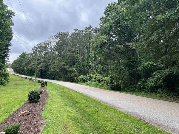 13.8 Acres of Land for Sale in Greenville, South Carolina