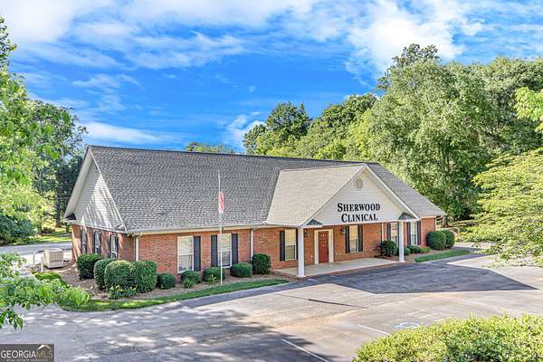 4.14 Acres of Improved Commercial Land for Sale in Demorest, Georgia