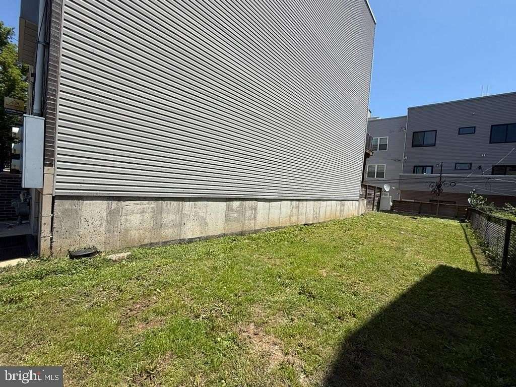 0.03 Acres of Residential Land for Sale in Philadelphia, Pennsylvania