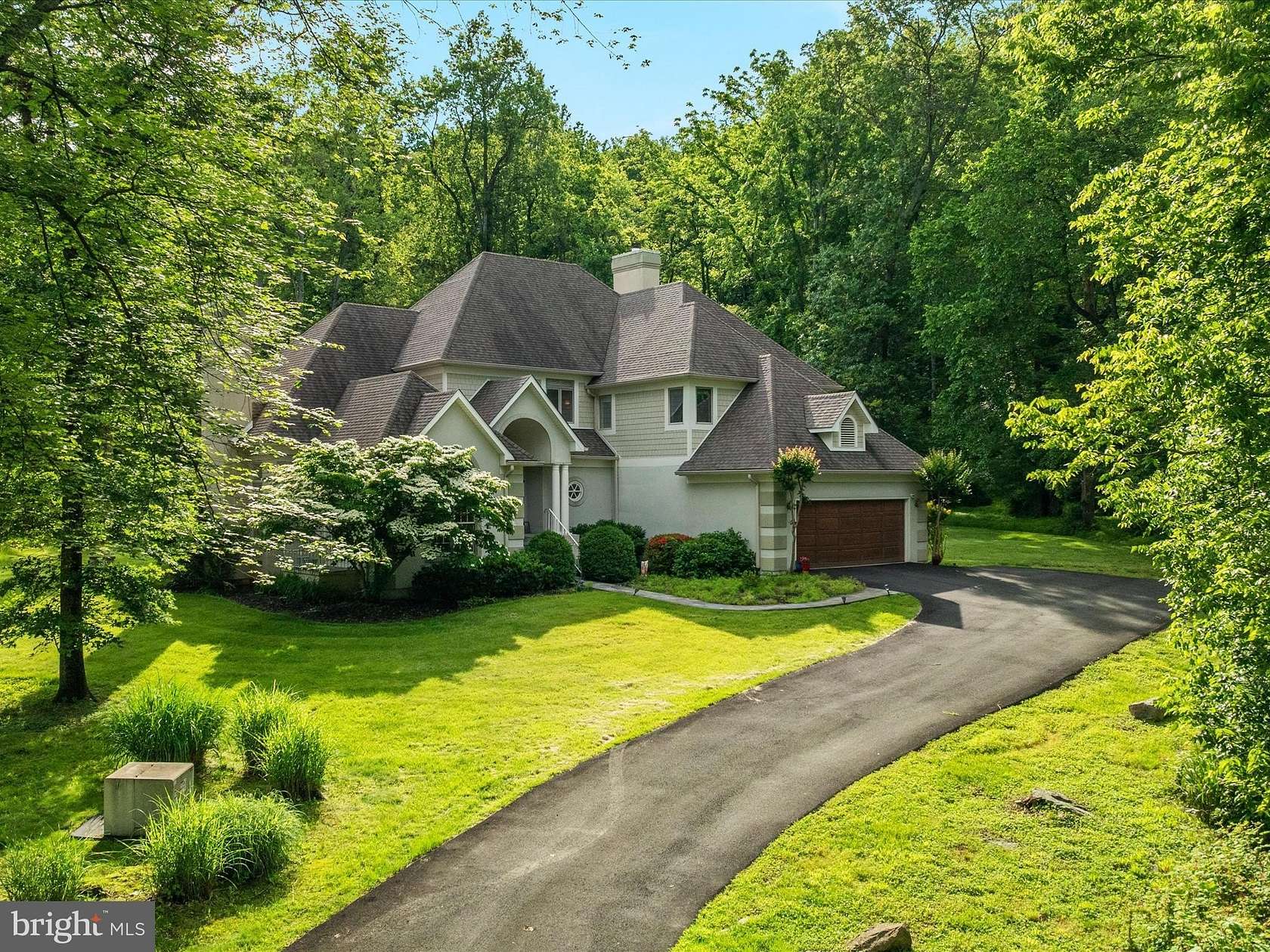 10 Acres of Recreational Land with Home for Sale in Purcellville, Virginia